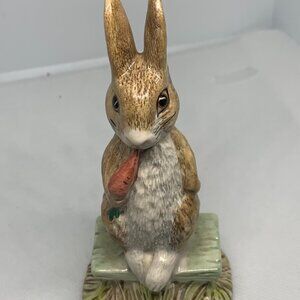 1977 Beatrice Potter Ceramic " Fierce Bad Bunny" Figure WOB